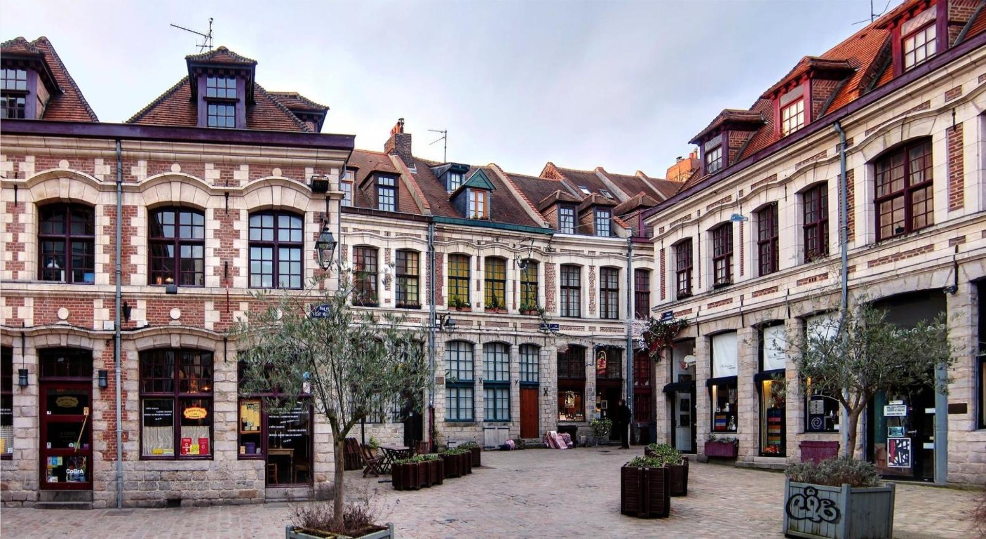 Lille Grand-Place Central Studio Luaran gambar